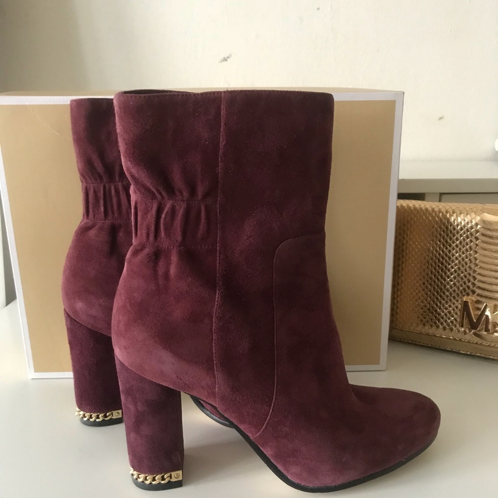 Mk suede bootie NEW-like